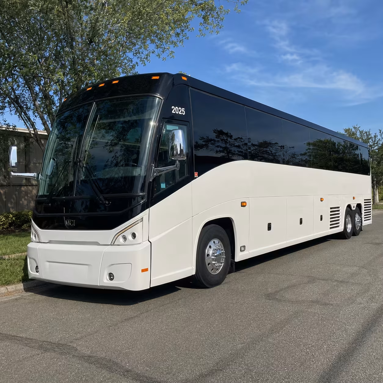 danbury charter bus rentals for government agencies and courts